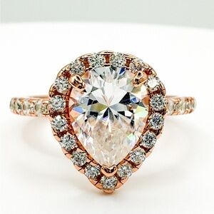 Elegant Rose Gold Teardrop Ring